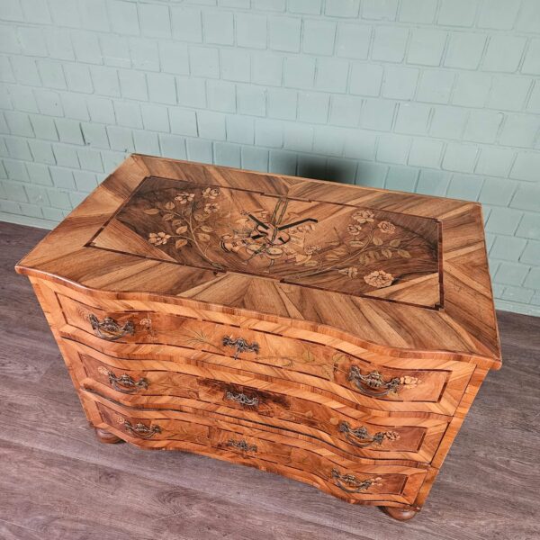Barockkommode Kommode Barock 1780 Nussbaum – Bild 4