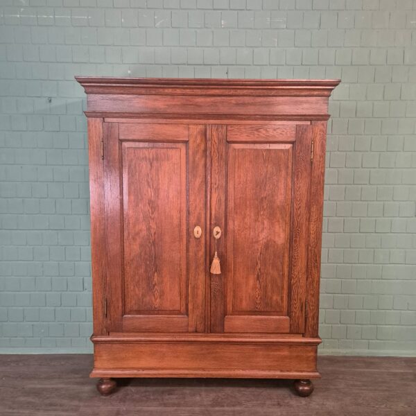 Kleiderschrank Schrank Biedermeier 1840 Eiche – Bild 4