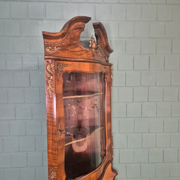 Eckschrank Eckvitrine Dresdener Barock 1870 Nussbaum – Bild 7