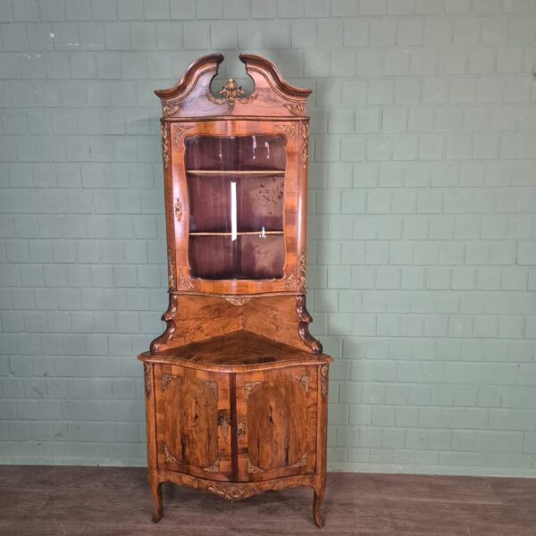 Eckschrank Eckvitrine Dresdener Barock 1870 Nussbaum