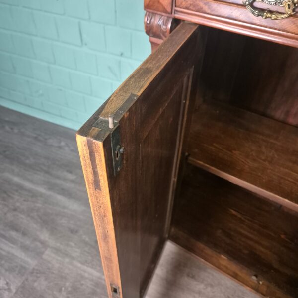Anrichte Halbschrank Gründerzeit 1880 Nussbaum – Bild 12