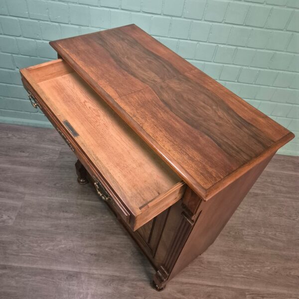 Anrichte Halbschrank Gründerzeit 1880 Nussbaum – Bild 13