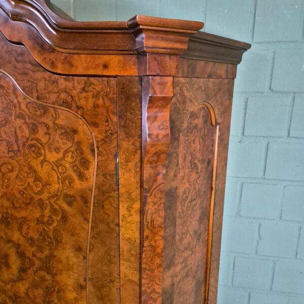 Kabinettschrank Schrank Neubarock Nussbaum 1,43 m – Bild 11
