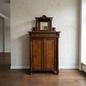 Vertiko mit Aufsatz Gründerzeit 1880 Nussbaum