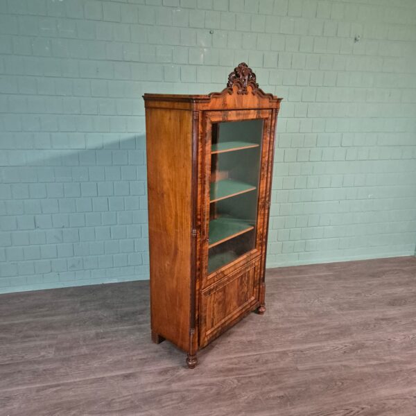 Geschirrschrank Vitrine Biedermeier 1860 Nussbaum