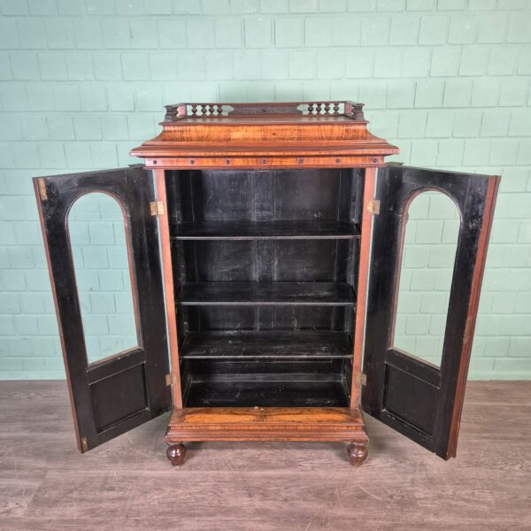 Geschirrschrank Vitrine Gründerzeit 1880 Nussbaum – Bild 15