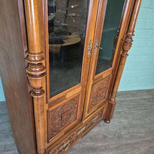 Bücherschrank Vitrine Gründerzeit 1880 Nussbaum – Bild 6