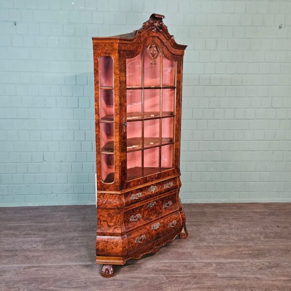 Vitrine Eckschrank Nussbaum 1,04 m Neubarock