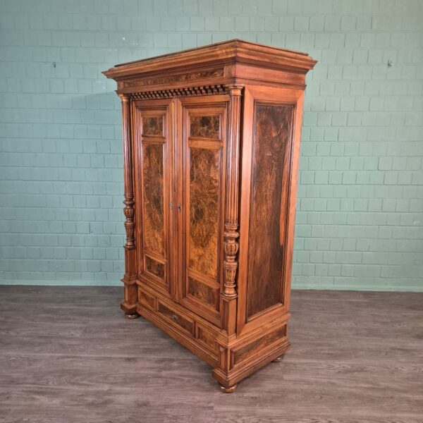 Kleiderschrank Schrank Gründerzeit 1880 Nussbaum – Bild 5