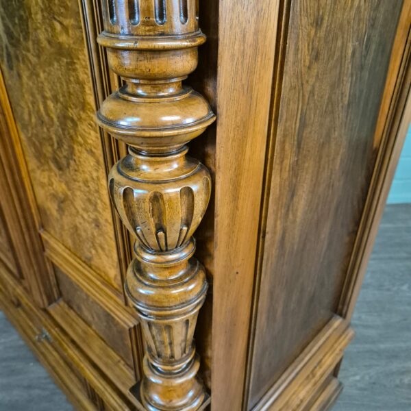 Kleiderschrank Schrank Gründerzeit 1880 Nussbaum – Bild 11