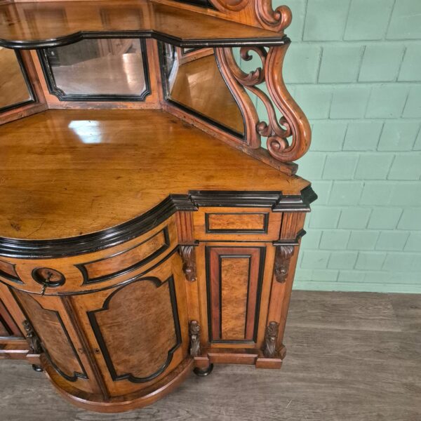 Eckschrank Eckbuffet Gründerzeit 1880 Nussbaum – Bild 10