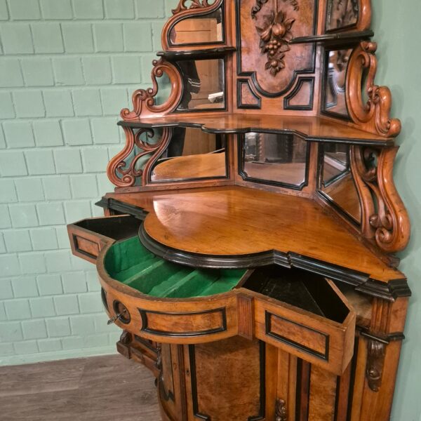 Eckschrank Eckbuffet Gründerzeit 1880 Nussbaum – Bild 21