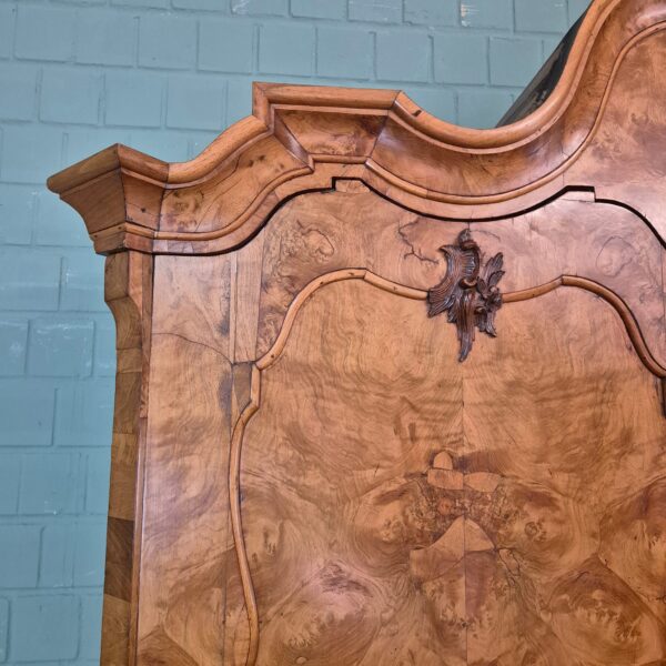 Schrank Kabinettschrank Barock 1800 Nussbaum – Bild 15