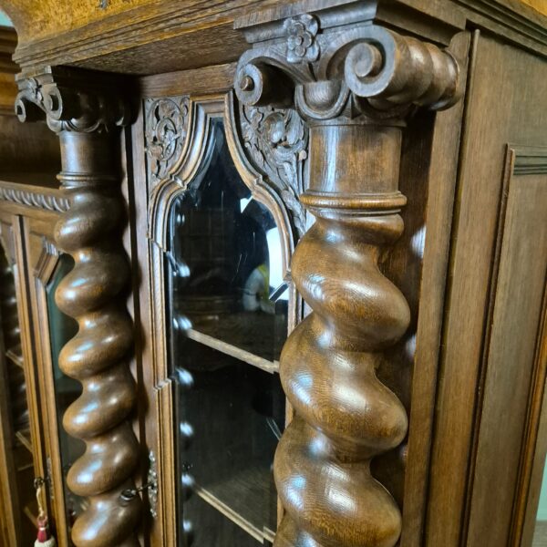 Vitrine Schrank Neubarock 1890 Eiche – Bild 15