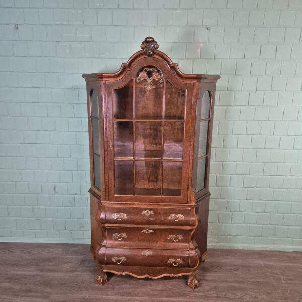 Vitrine Schrank Neubarock Nussbaum 1,10 m – Bild 3