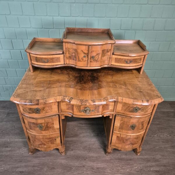 Schreibtisch Barock 1770 Nussbaum – Bild 4