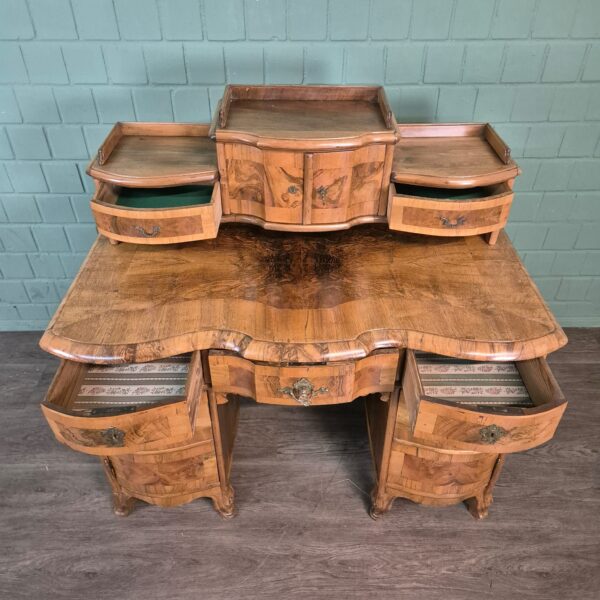 Schreibtisch Barock 1770 Nussbaum – Bild 10