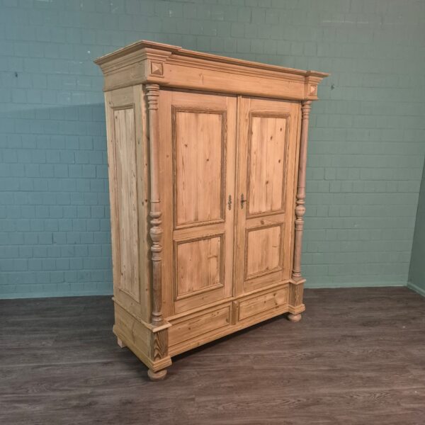 Kleiderschrank Schrank Gründerzeit 1880 Kiefer (Kopie)