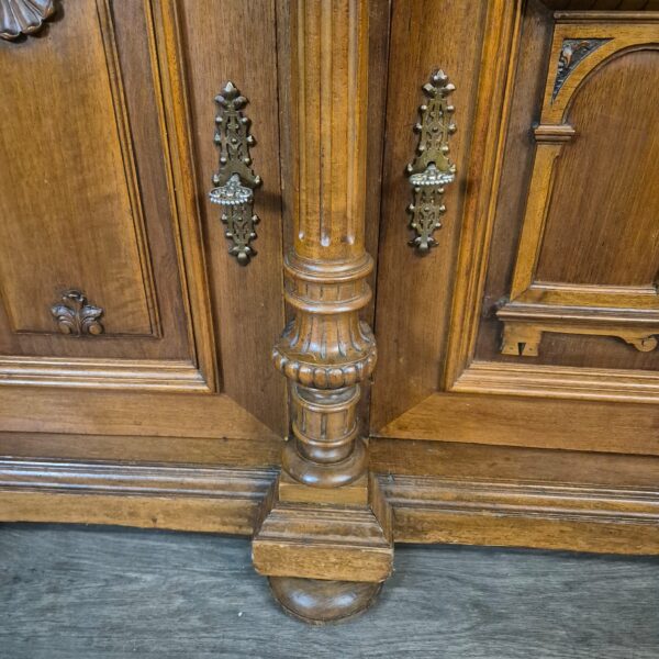 Buffetschrank Schrank Gründerzeit 1880 Nussbaum – Bild 17