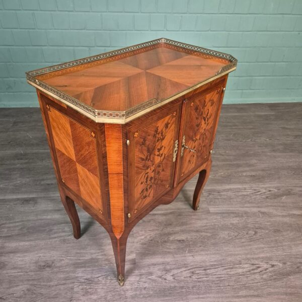 Anrichte Sideboard Art Deco 1915 Nussbaum