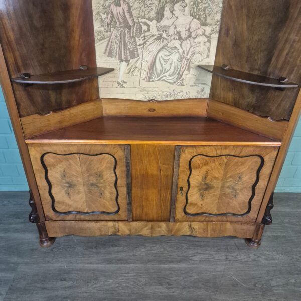 Eckschrank Biedermeier 1860 Nussbaum – Bild 15