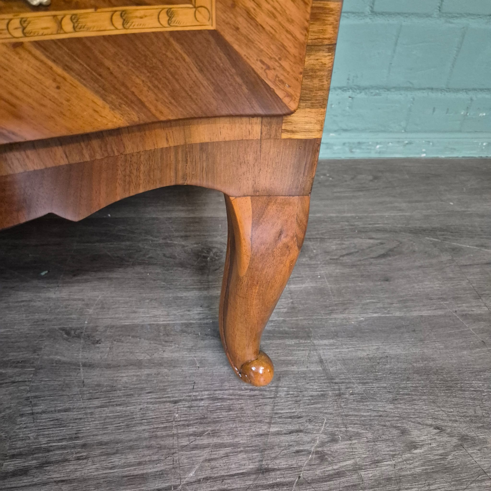 Barockkommode Kommode Barock 1780 Nussbaum – Bild 12