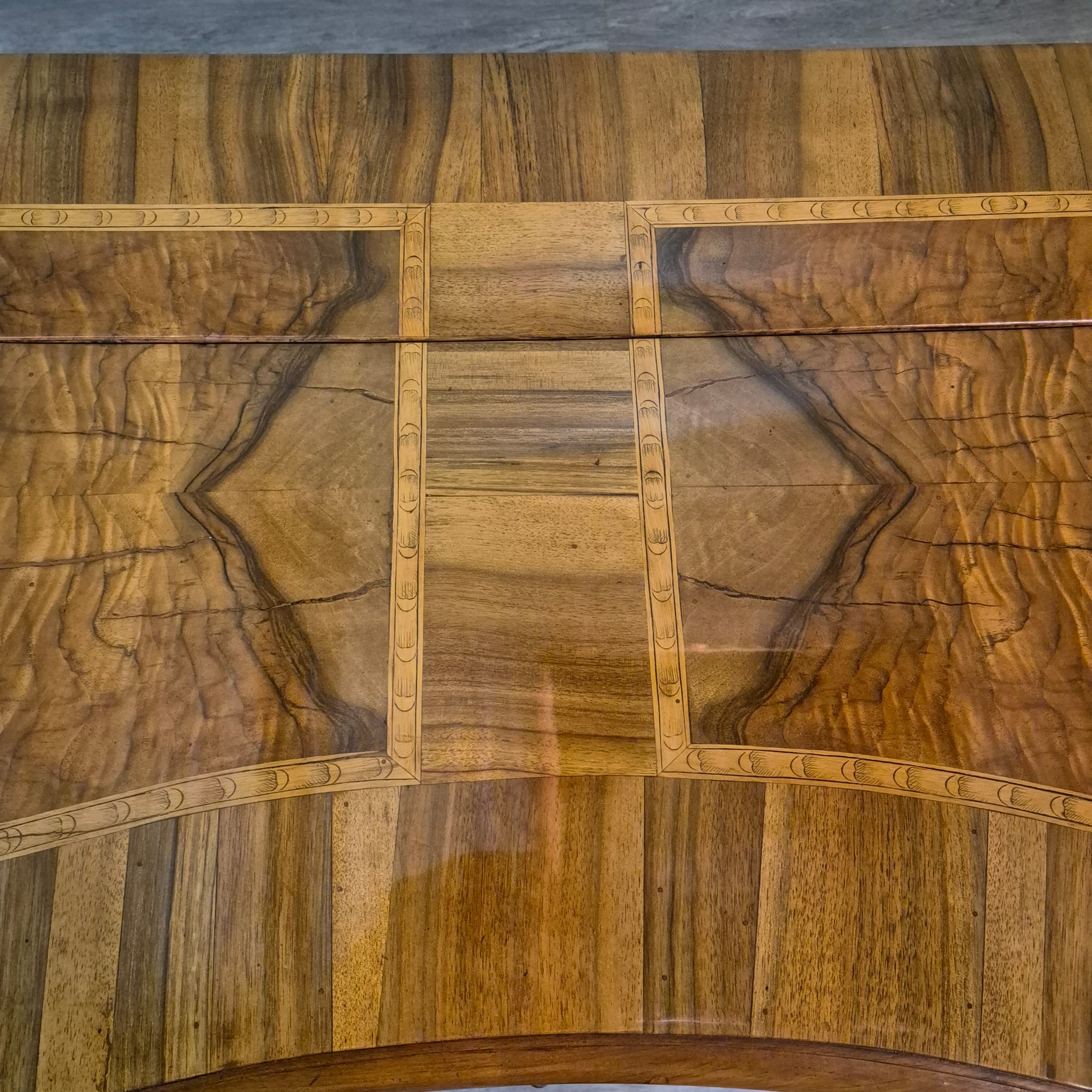 Barockkommode Kommode Barock 1780 Nussbaum – Bild 6