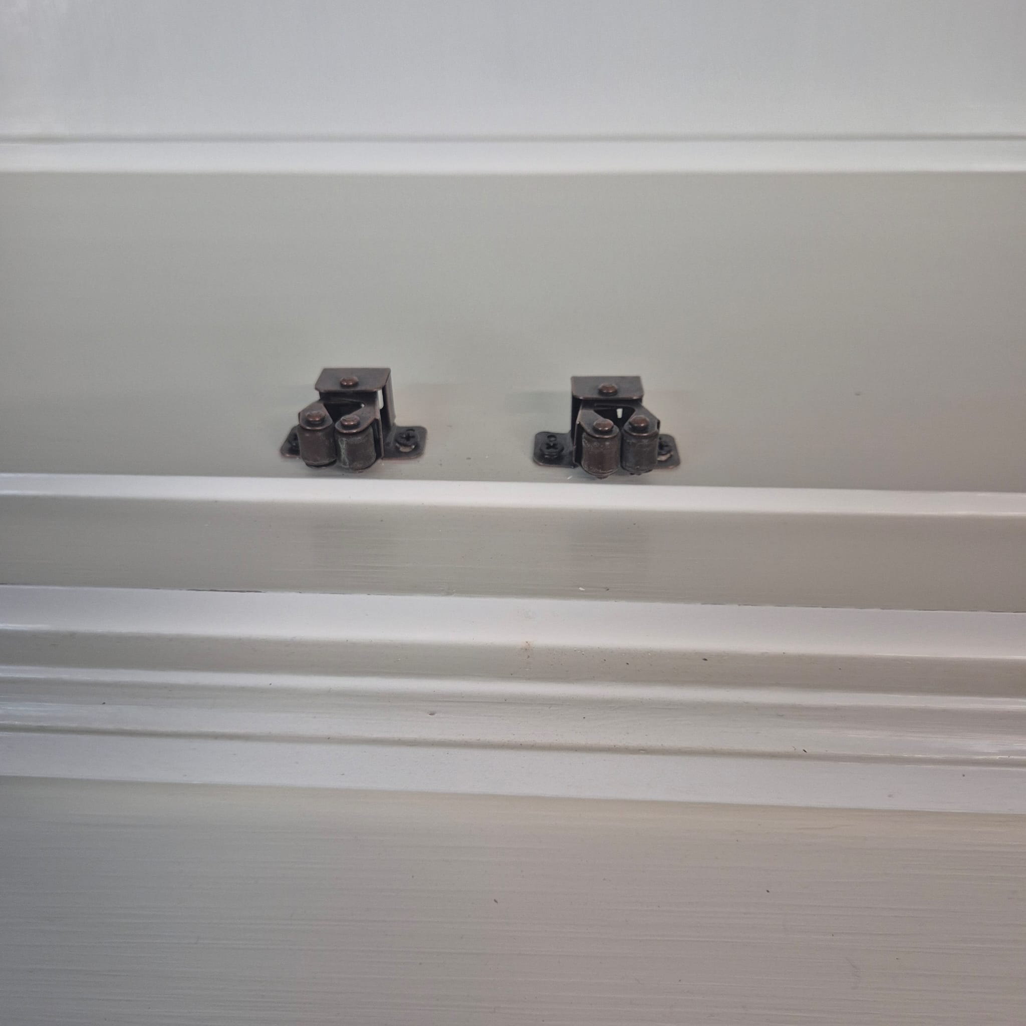 Buffetschrank Vitrine 1,20 m Massivholz – Bild 24