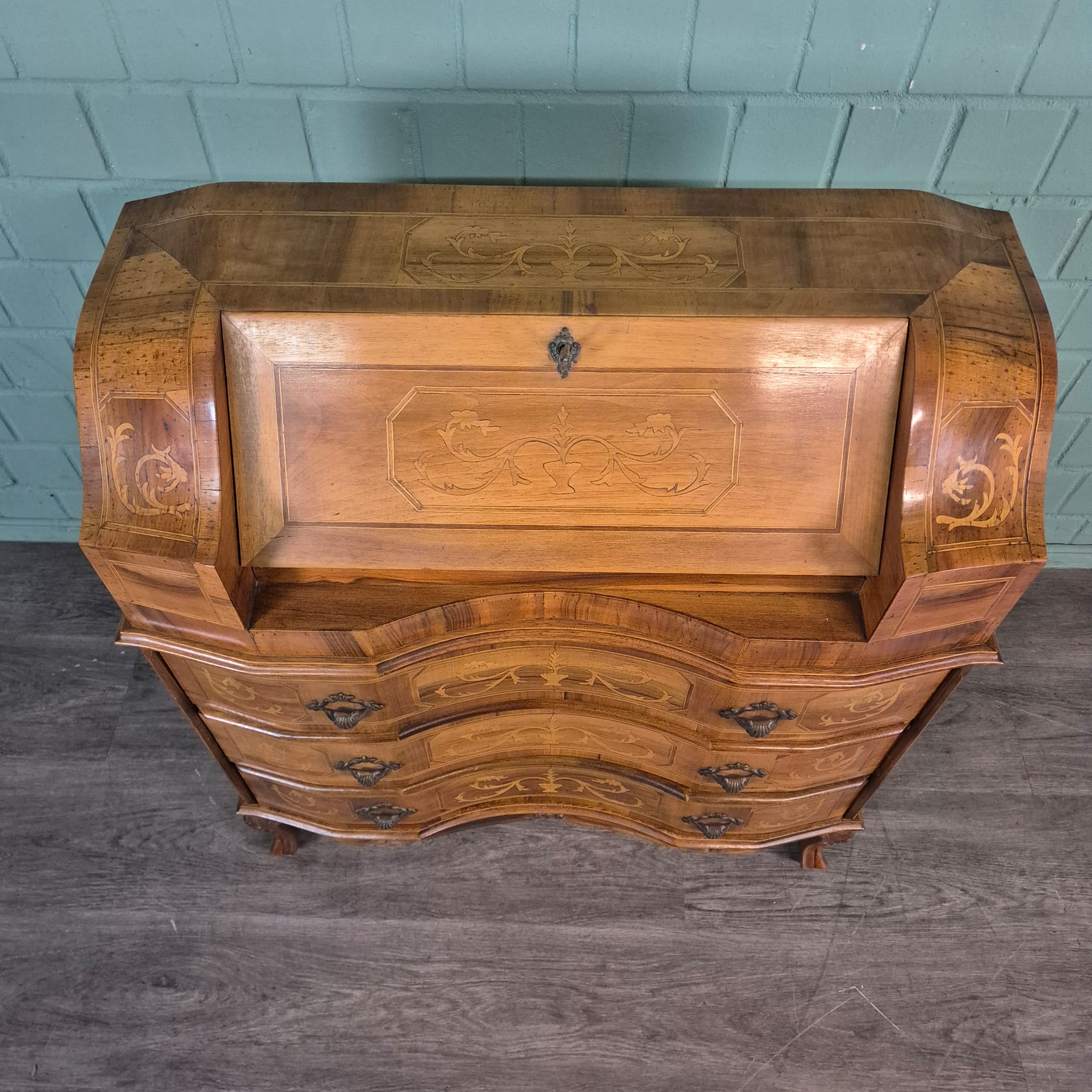 Schreibtisch Damensekretär Nussbaum 0,87 m – Bild 4