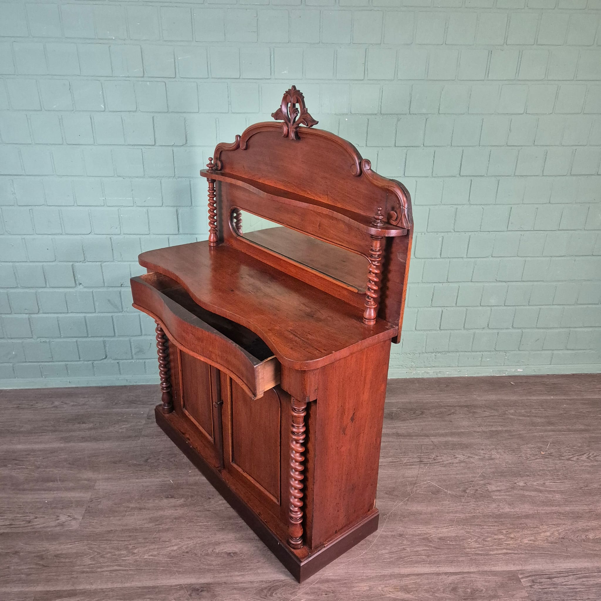 Buffetschrank Schminktisch Art-Deco 1930 Mahagoni – Bild 6