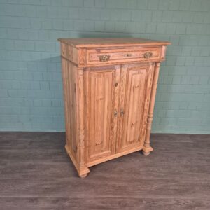 Vertiko Gründerzeit 1880 Kiefer