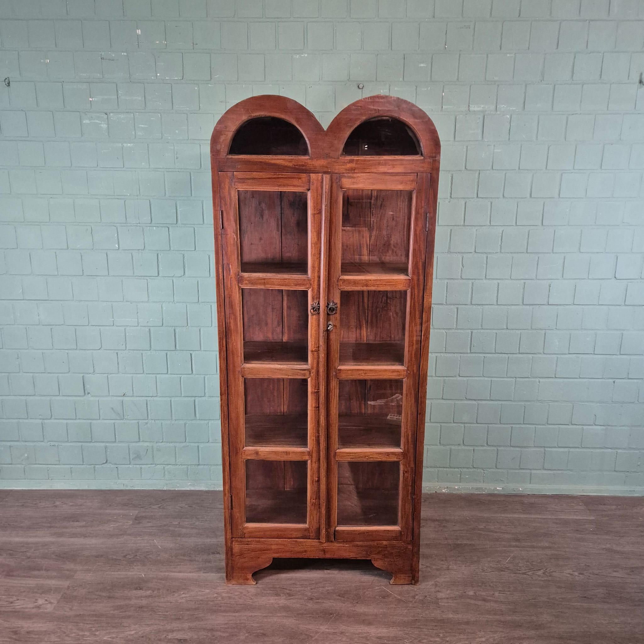 Vitrine Schaukasten Teakholz 0,80 m – Bild 3