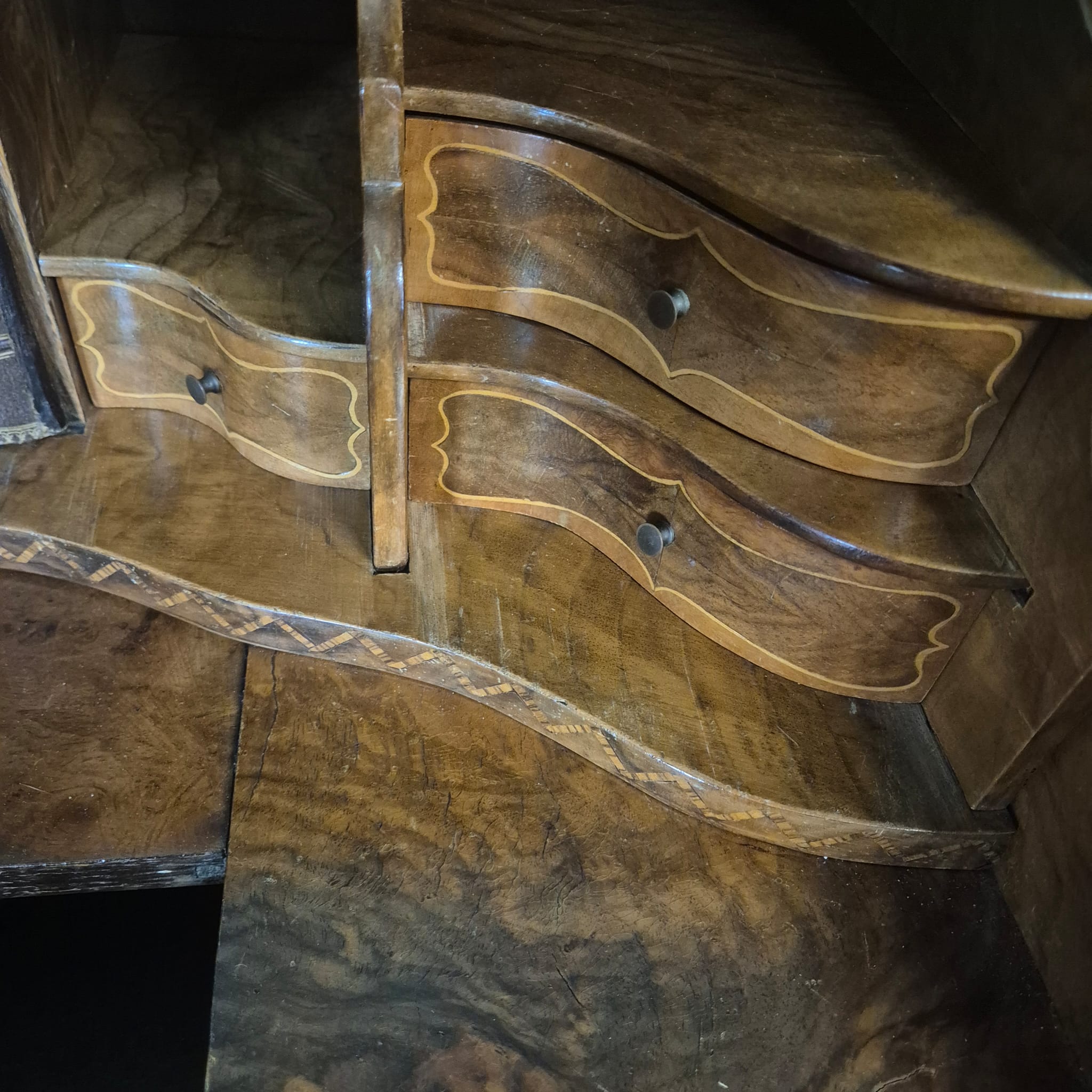 Sekretär Neubarock 1930 Nussbaum – Bild 17