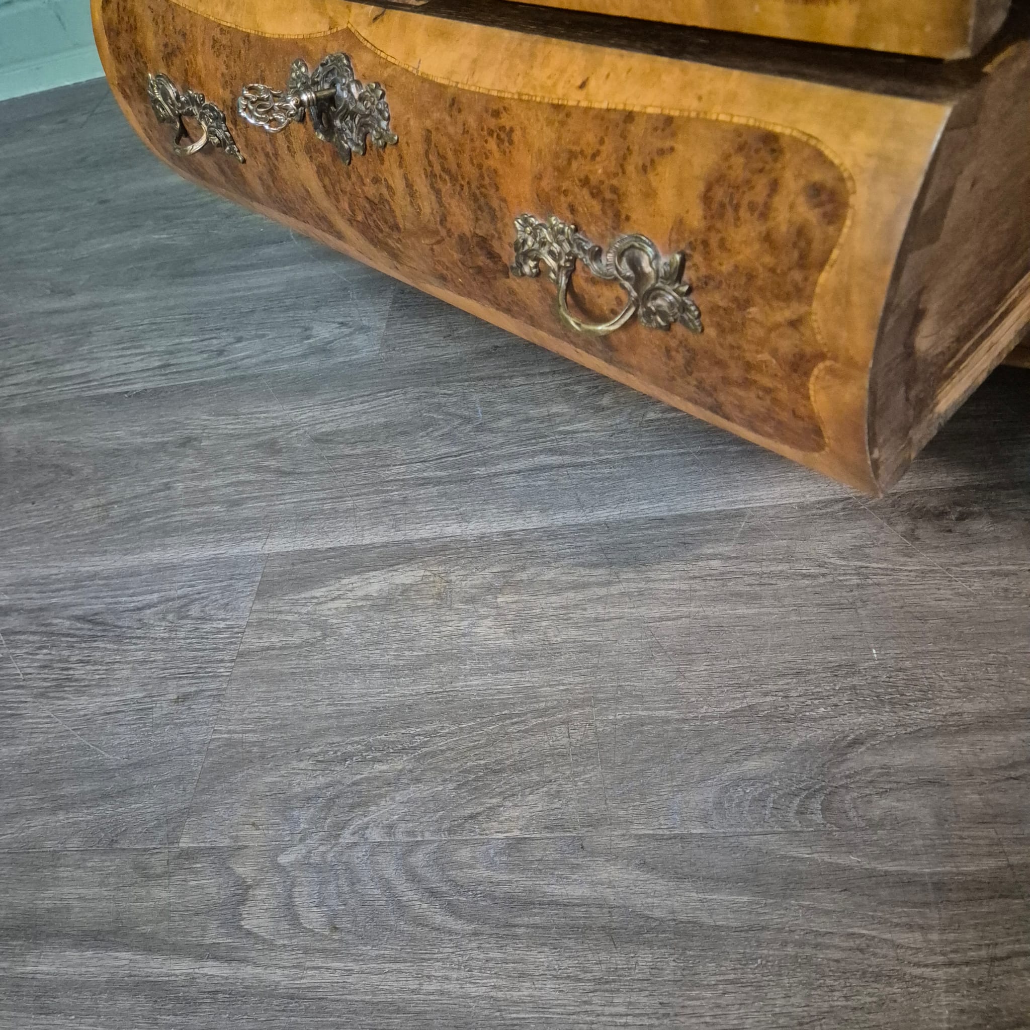 Sekretär Neubarock 1930 Nussbaum – Bild 22