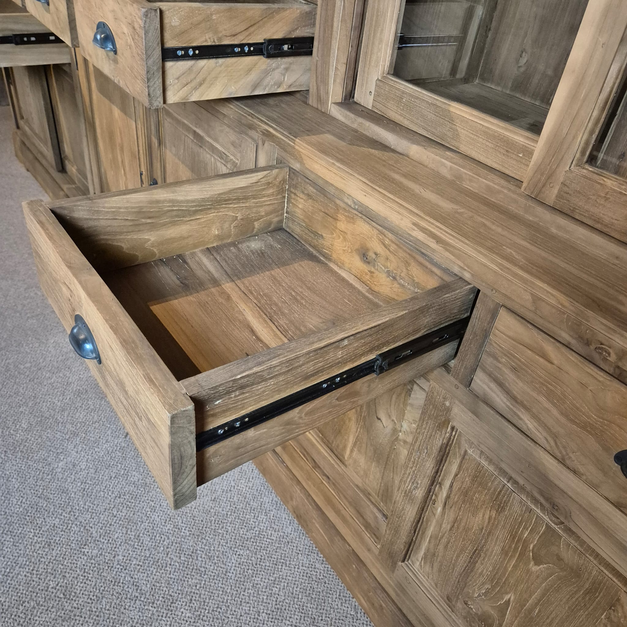 Vitrine Schrank Teakholz 3,00 m – Bild 14