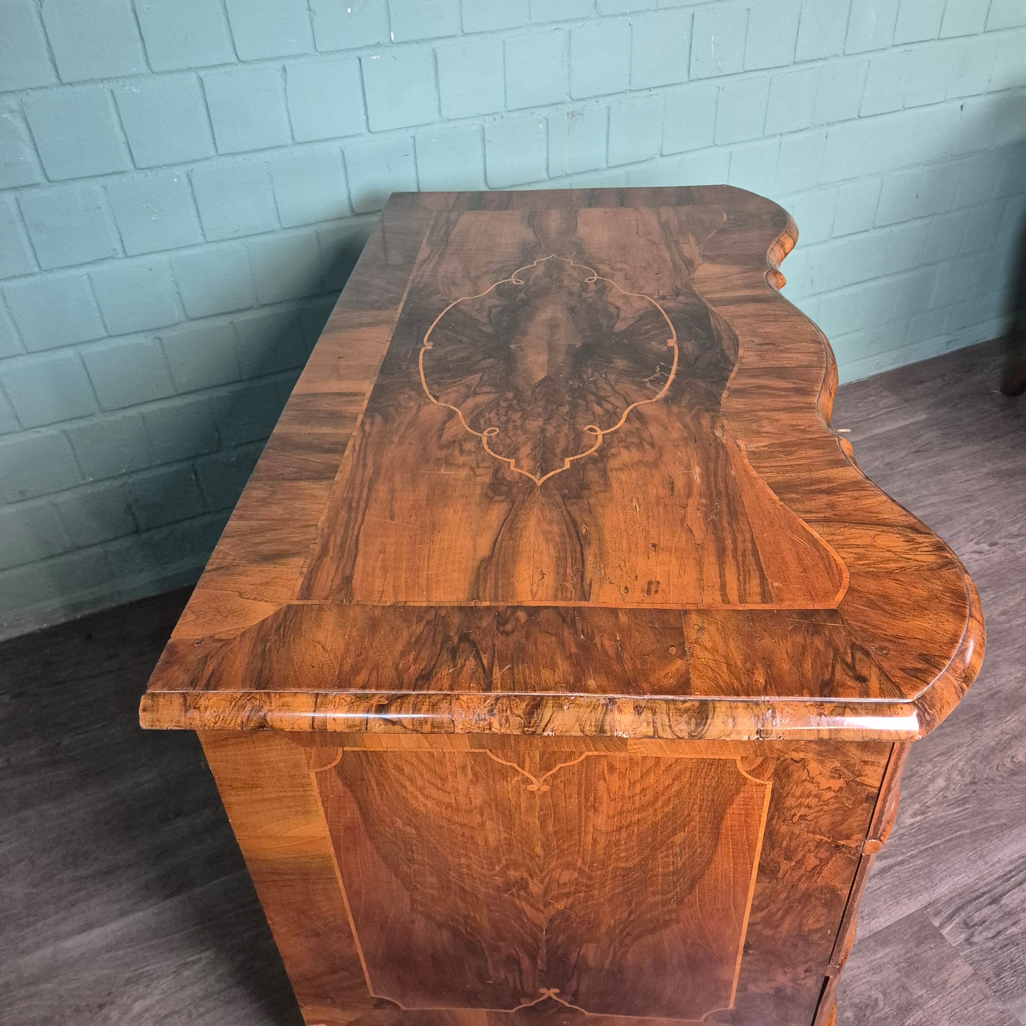 Kommode Barock 1770 Nussbaum – Bild 8