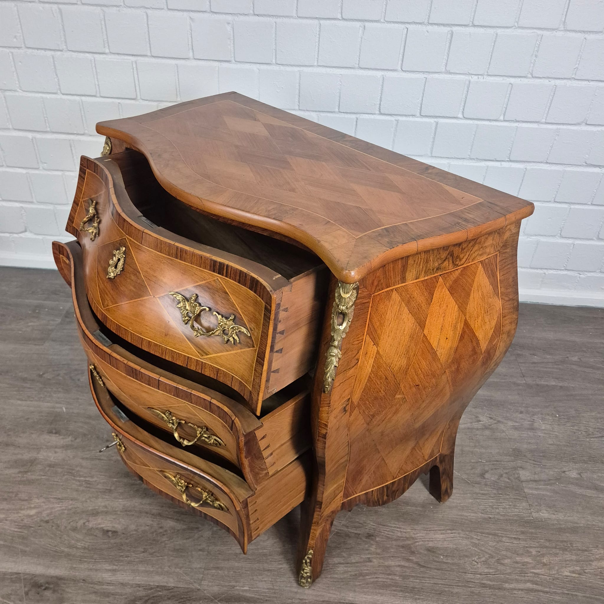 Kommode Dresdener Barock Historismus 1880 Nussbaum – Bild 17