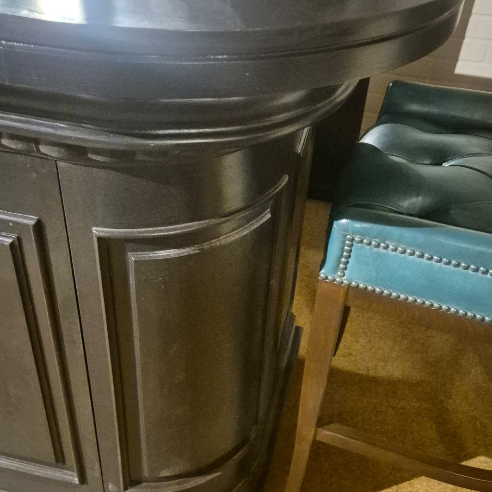 Hausbar Theke Teakholz Schwarz 2,00 m – Bild 13