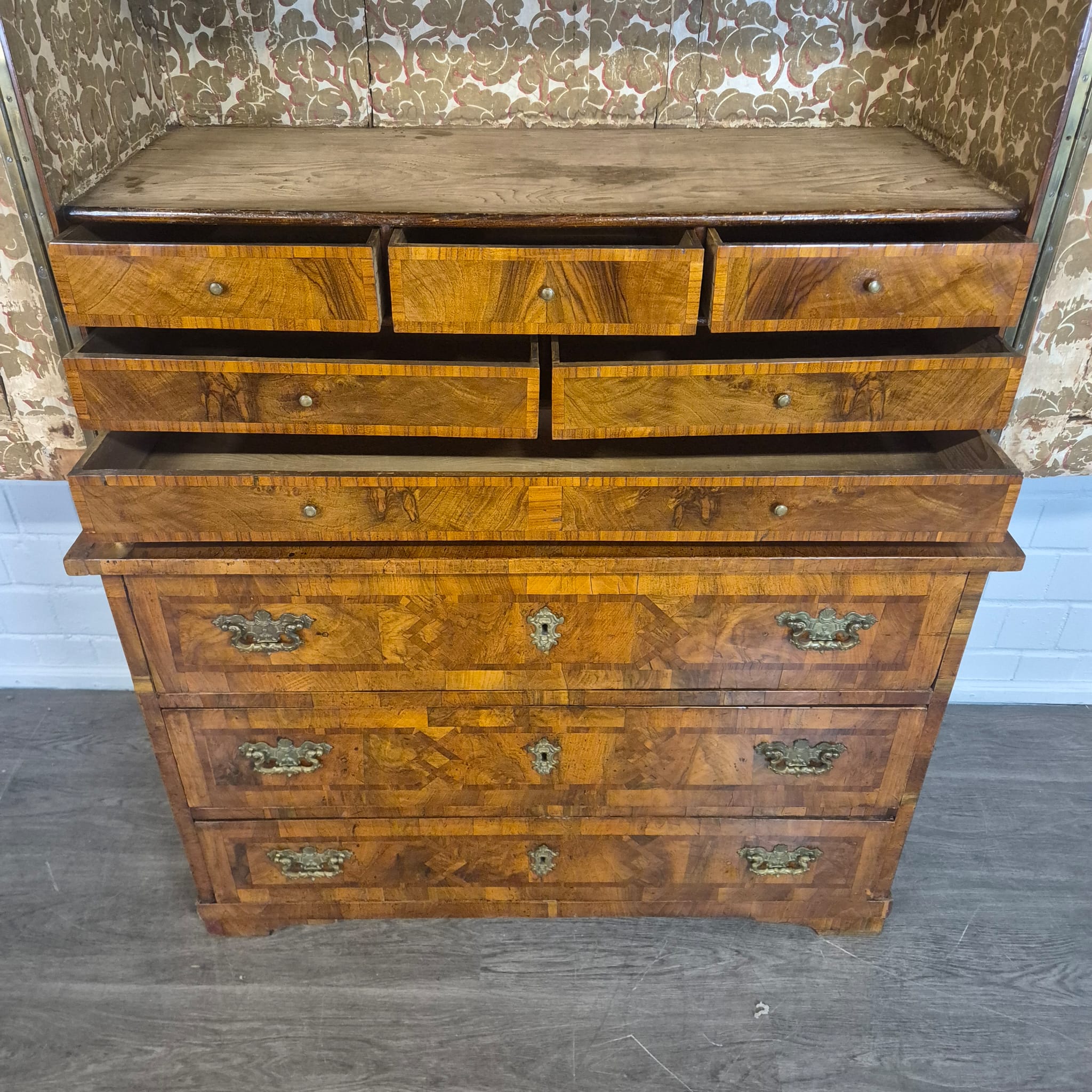 Schrank Kabinettschrank Barock 1770 Nussbaum – Bild 18