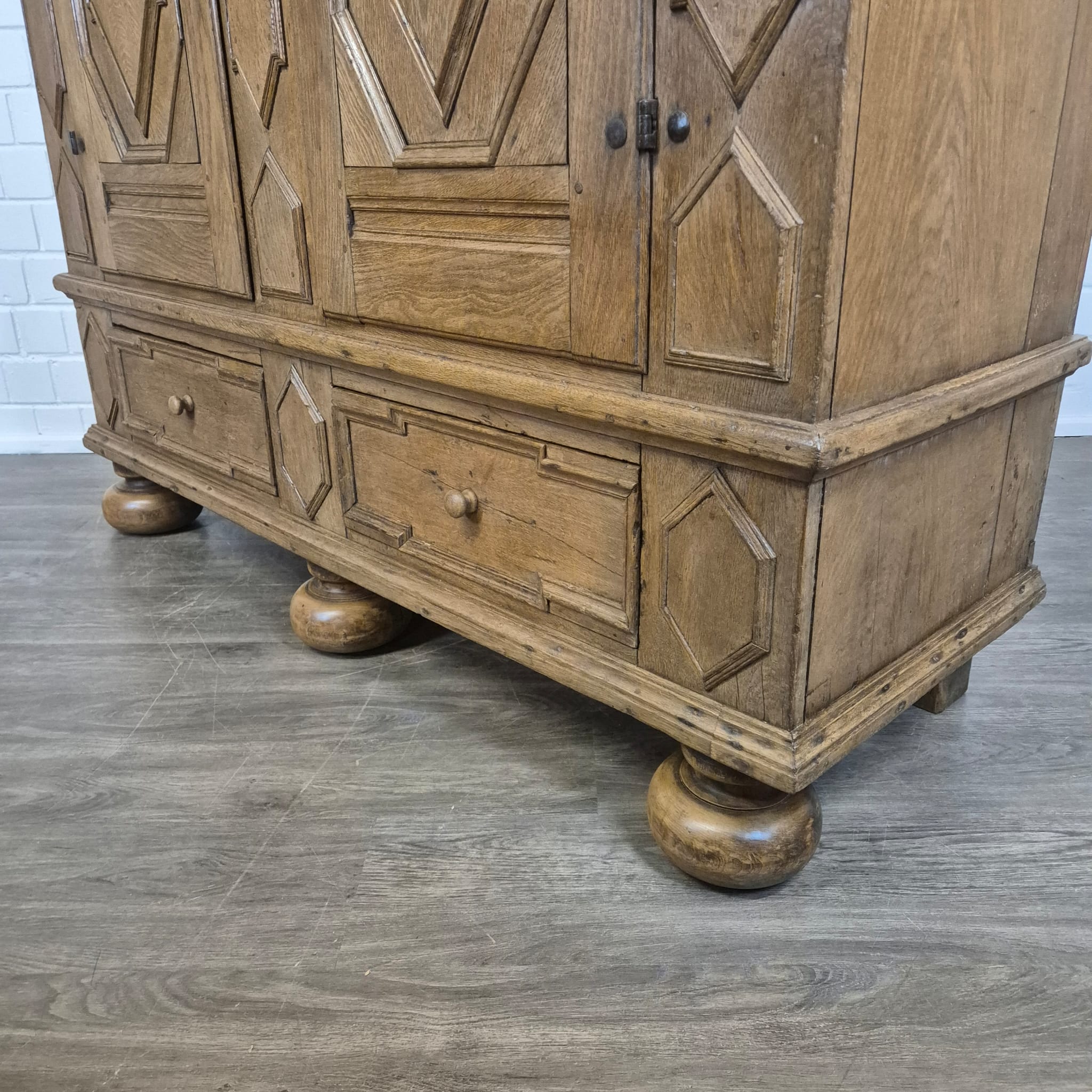 Schrank Kleiderschrank Barock 1770 Eiche – Bild 9