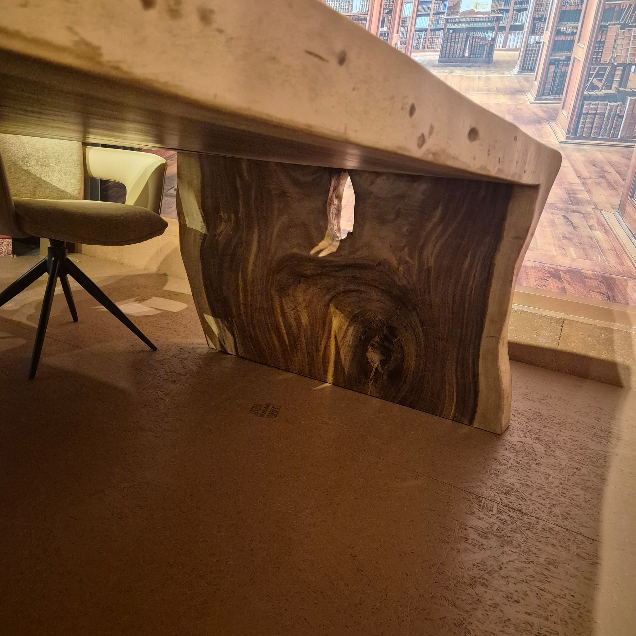 Esstisch Baumstamm-Tisch Akazie 3,30 m x 1,65 m – Bild 12