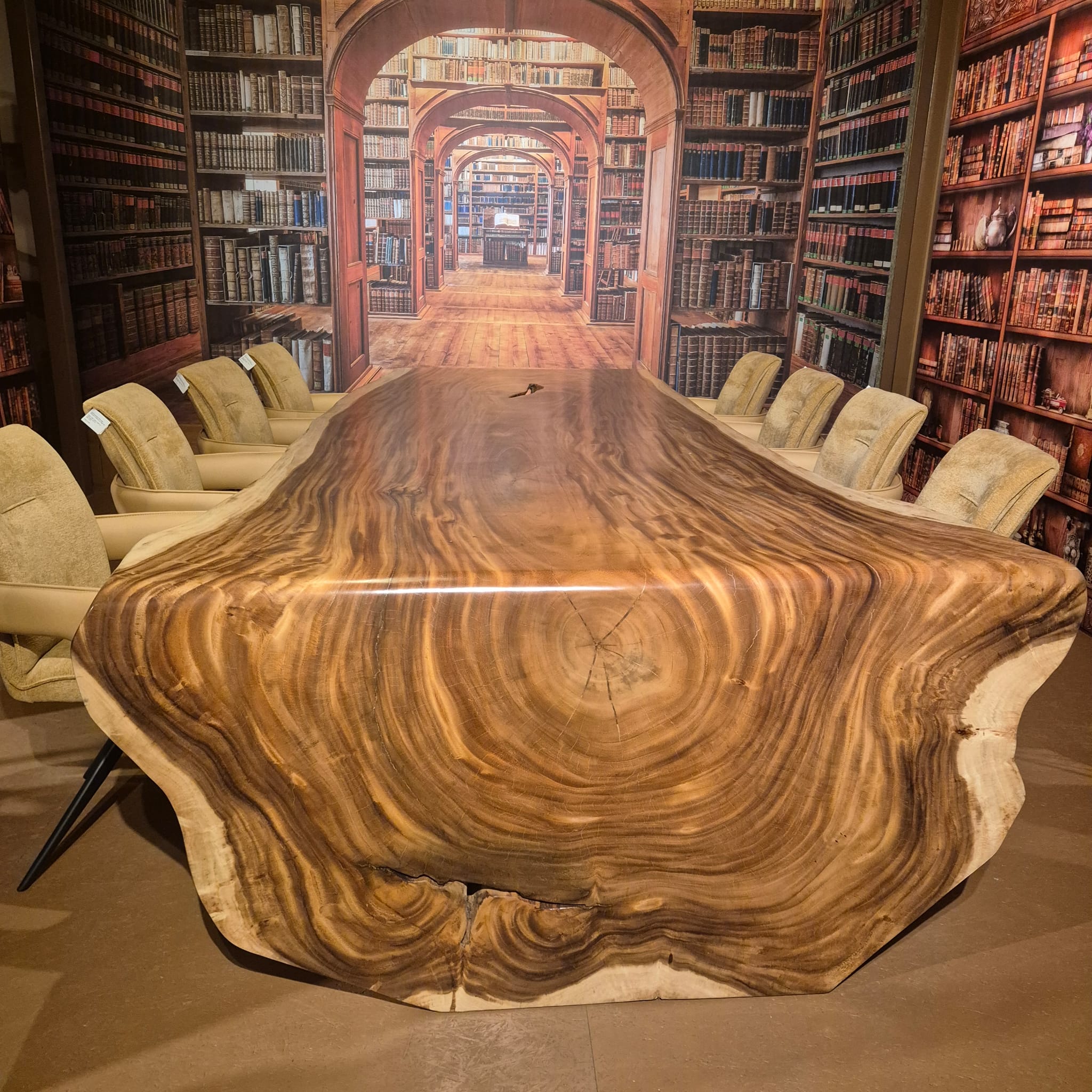 Esstisch Baumstamm-Tisch Akazie 3,30 m x 1,65 m – Bild 4