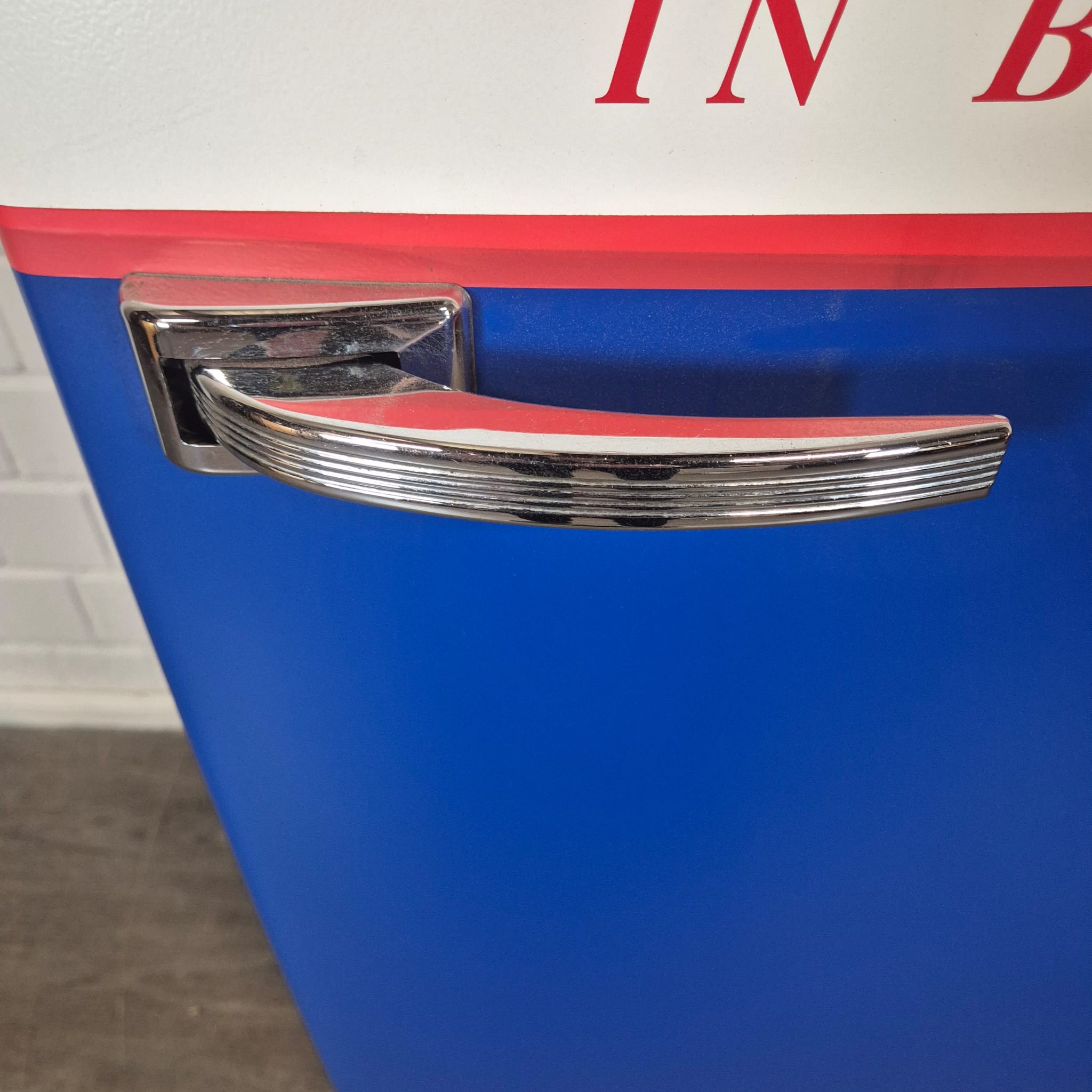 Kühlschrank Bosch Classic Edition Pepsi-Cola – Bild 9