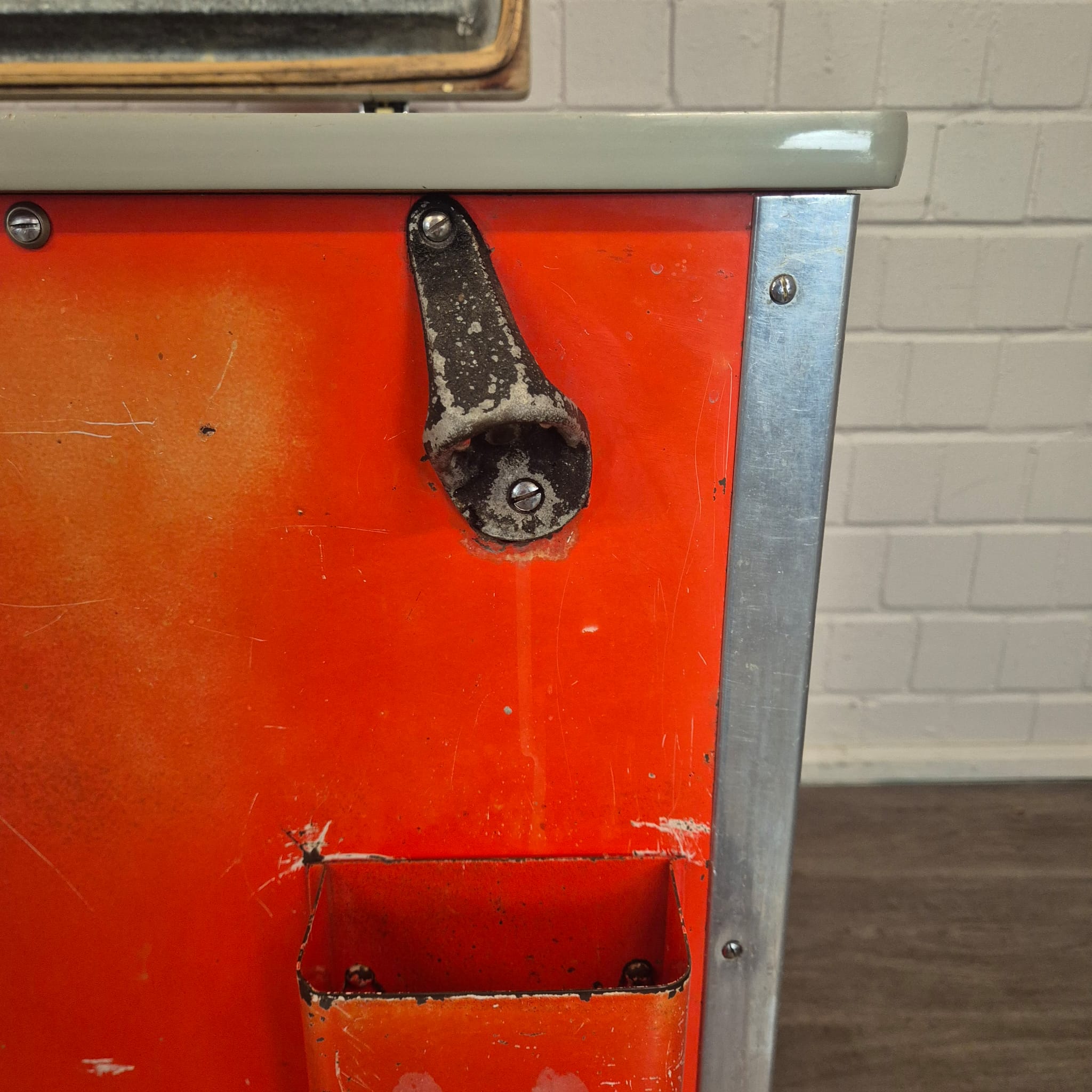 Vintage Coca-Cola Kühltruhe 50er Jahre – Bild 15