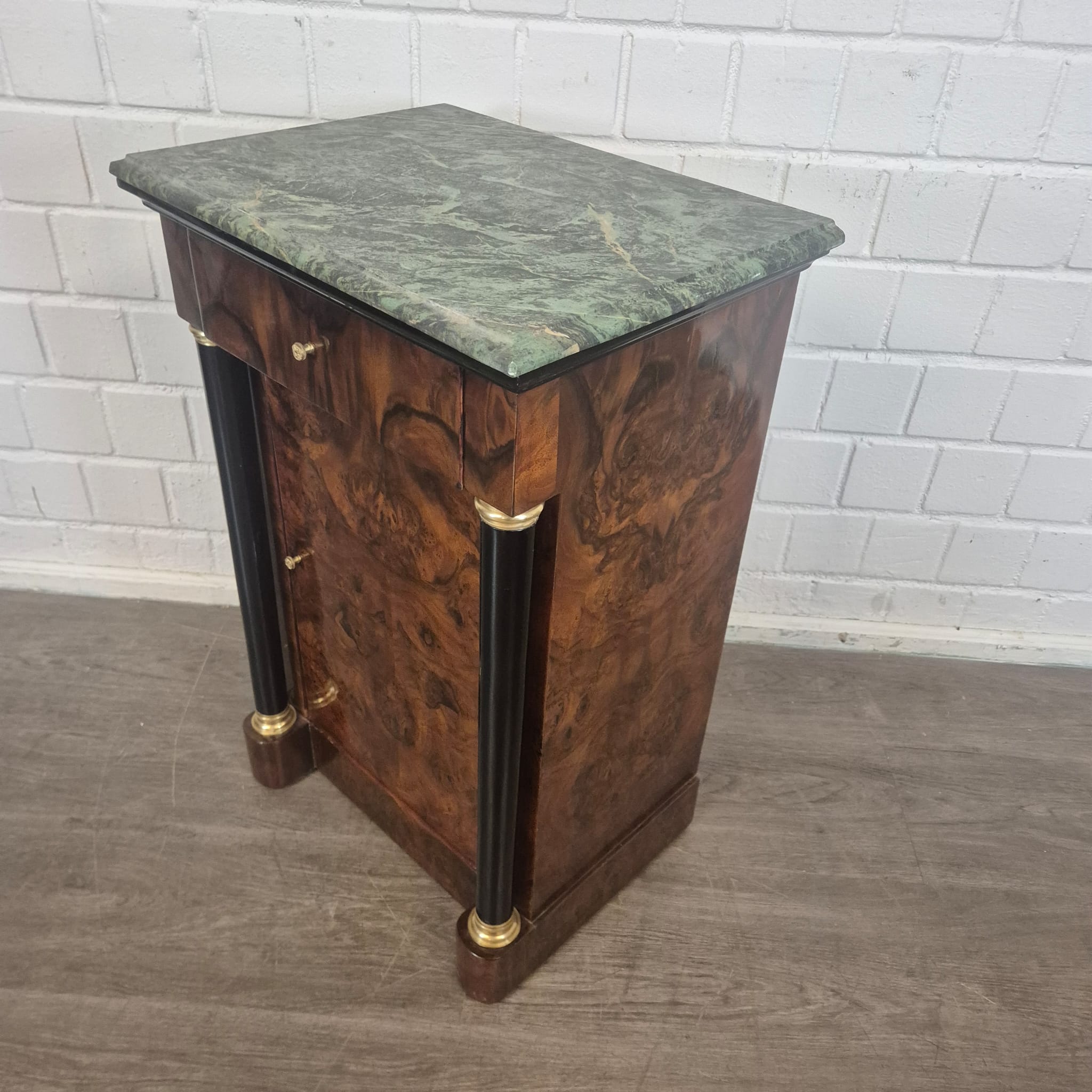 Nachttisch Empire-Stil Nussbaum Marmor – Bild 8