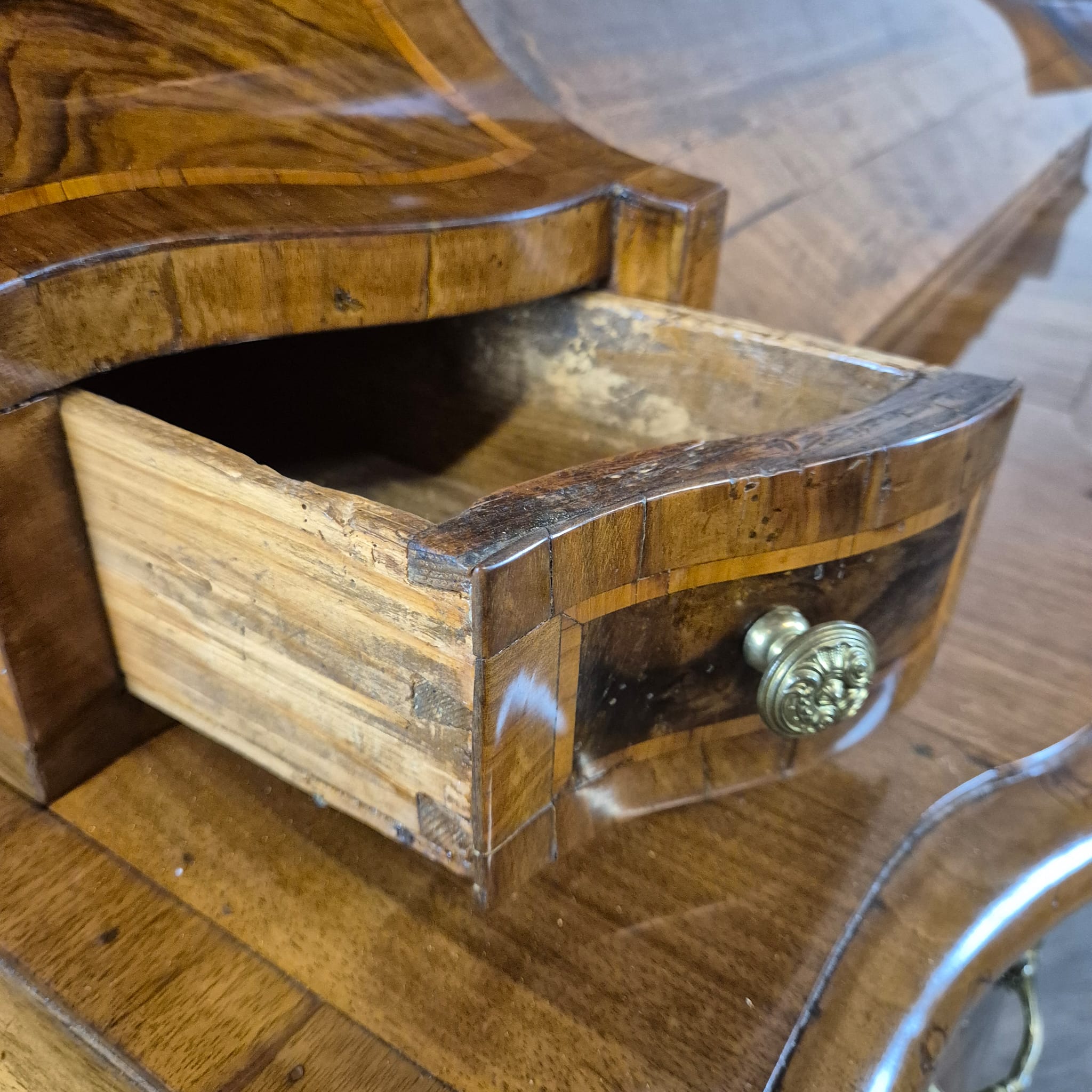 Tabernakelsekretär Barock 1770 Nussbaum – Bild 25