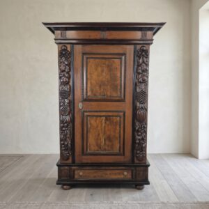 Schrank Barock 1800 Nussbaum Eiche