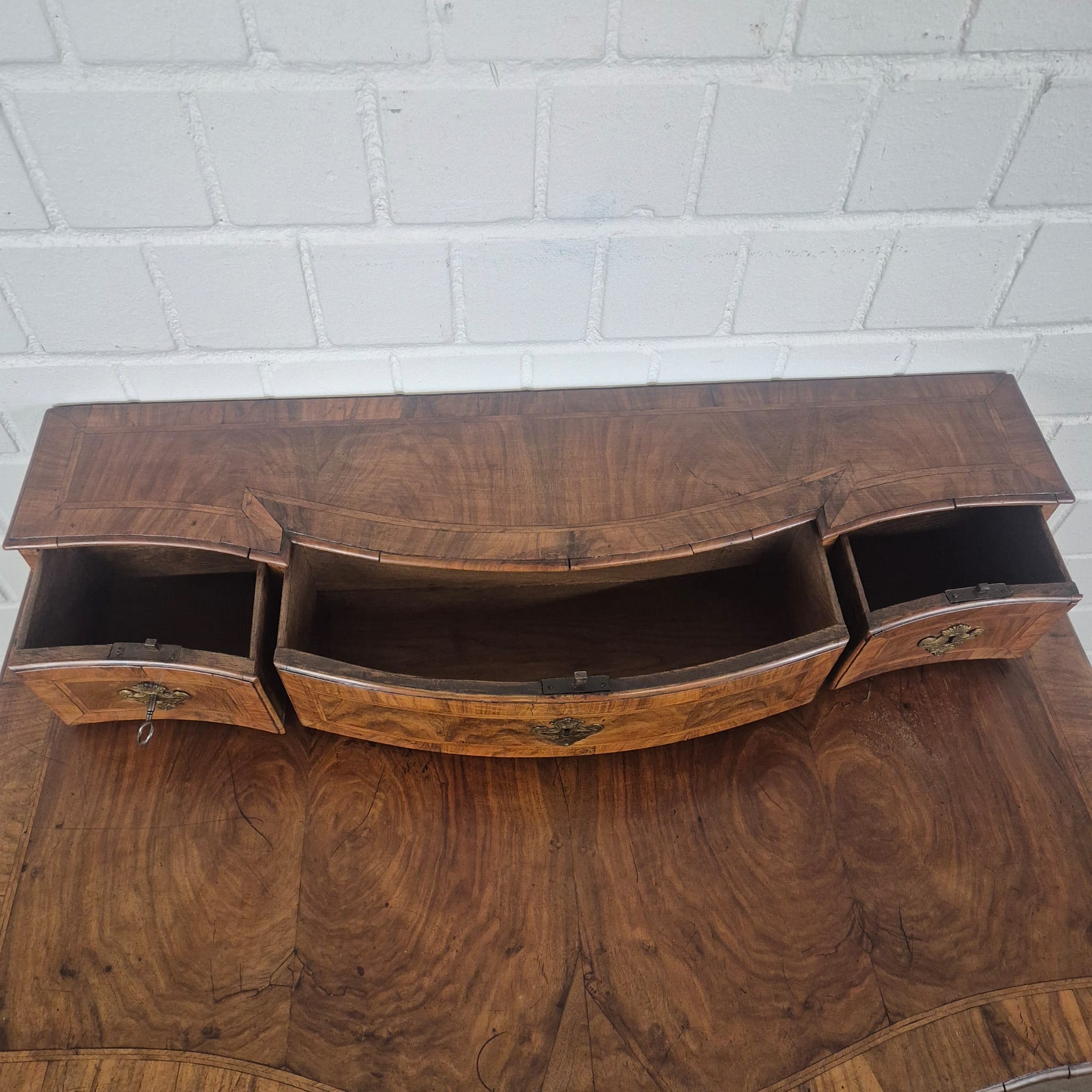 Kommode Barock 1780 Nussbaum – Bild 15