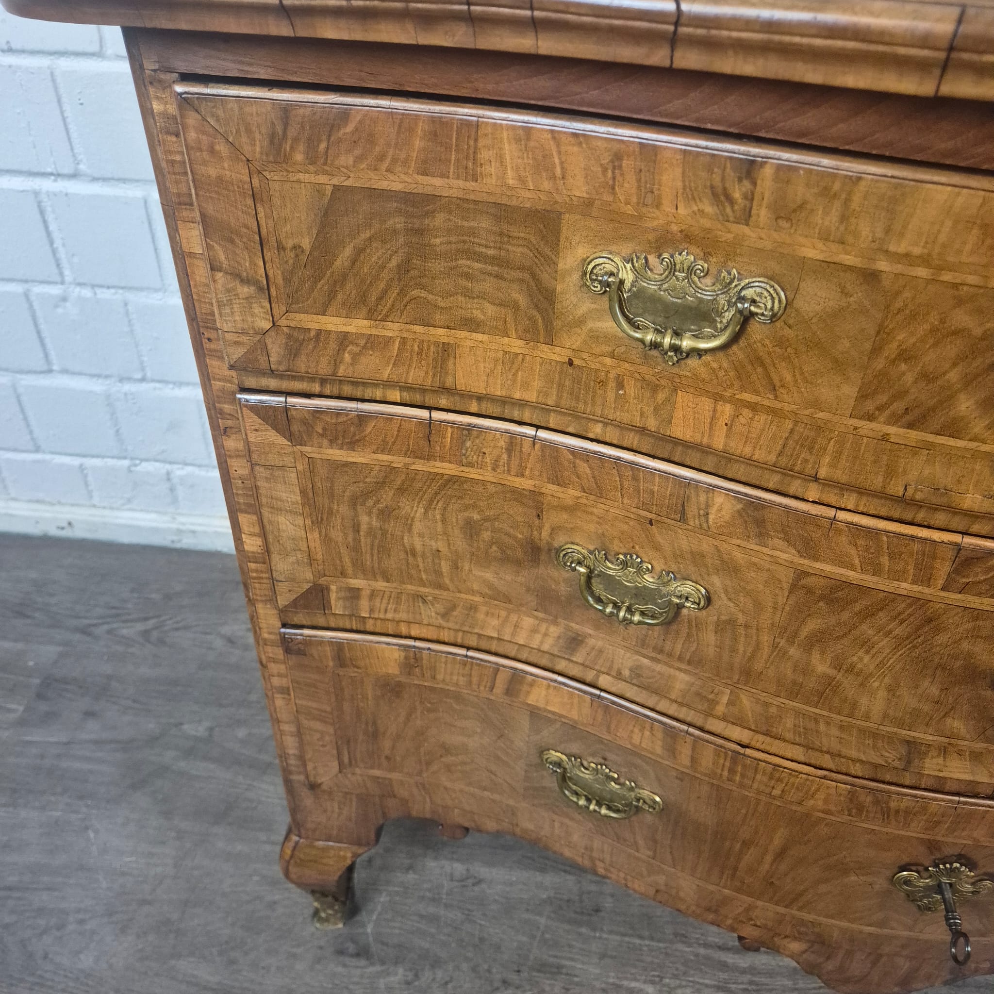 Kommode Barock 1780 Nussbaum – Bild 7