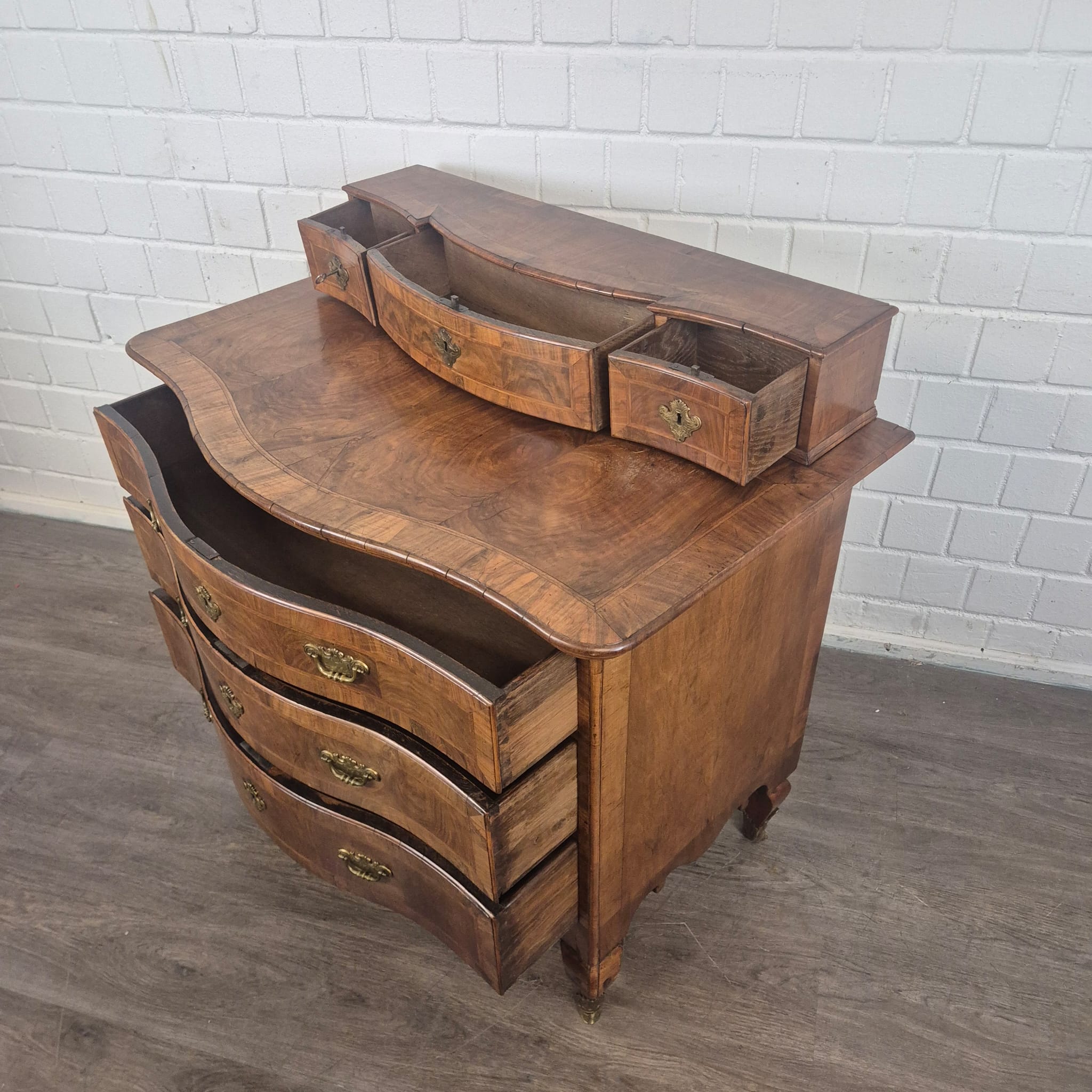 Kommode Barock 1780 Nussbaum – Bild 17